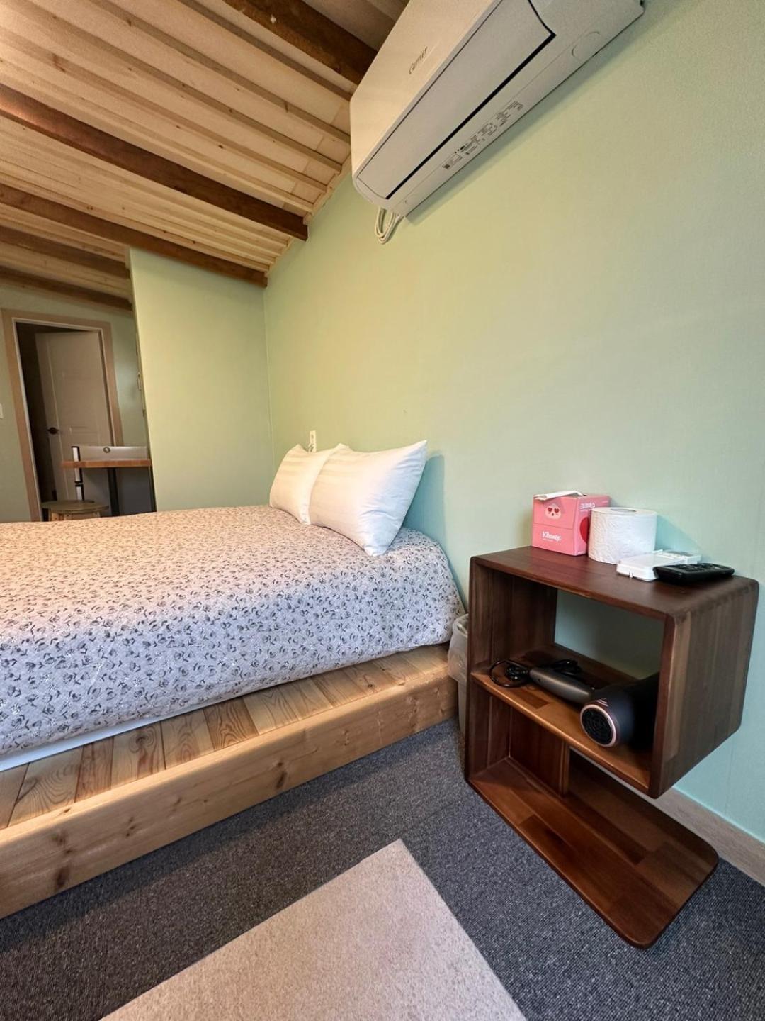 R Guesthouse Jongmyo ソウル特別市 エクステリア 写真